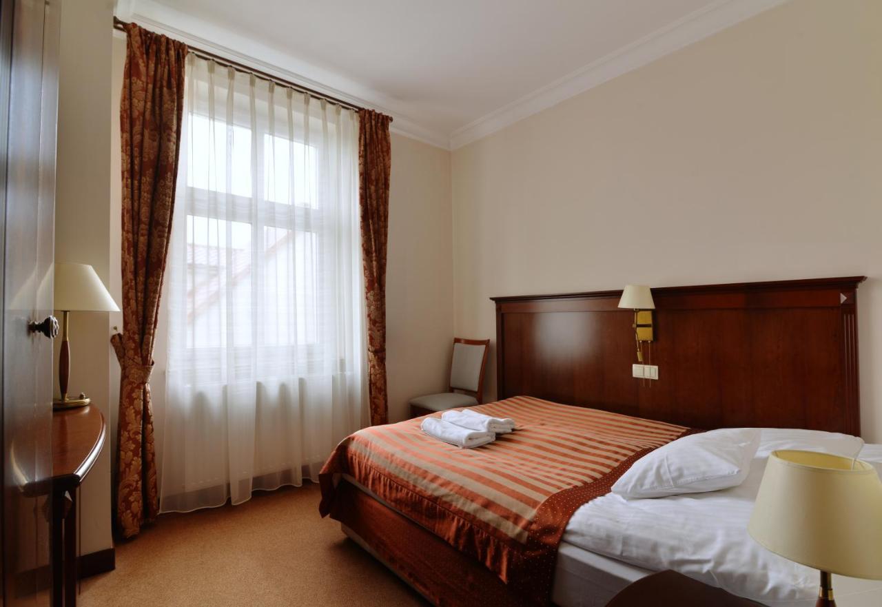 Hotel Ulubiony コストシン エクステリア 写真
